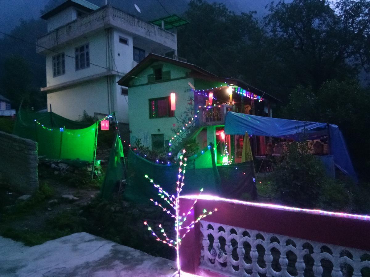 Moksha Hotel Kasol Exterior foto